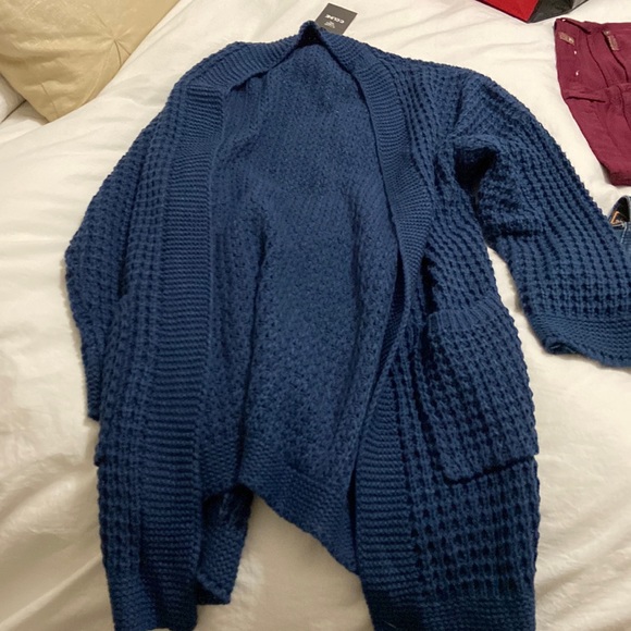 NWT long knit sweater by C.Cline in navy blue - Picture 1 of 3